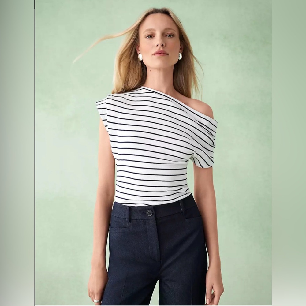 LOFT Stripe Ruched Off The Shoulder Top. Size Large